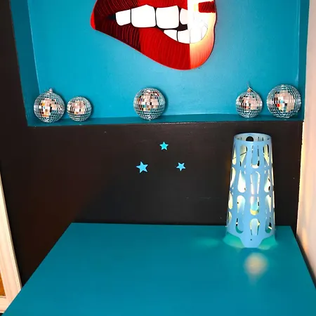 Lollipop - Sunny, Spacious, Funky With Stunning View Split