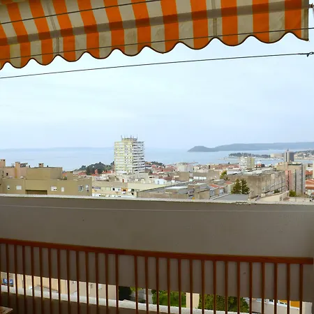 Lollipop - Sunny, Spacious, Funky With Stunning View *
