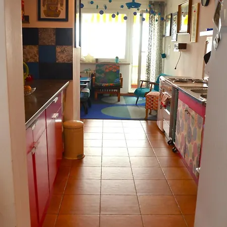 Apartment Lollipop - Sunny, Spacious, Funky With Stunning View