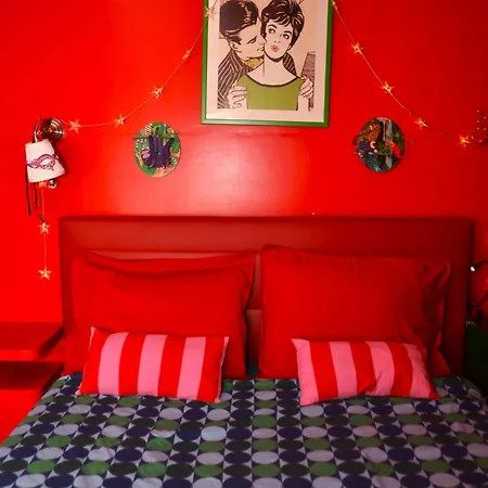 Lollipop - Sunny, Spacious, Funky With Stunning View Apartment